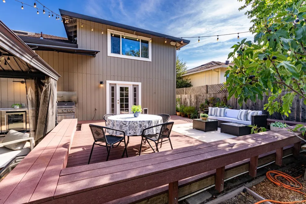 443 Harper Court Windsor, CA 95492