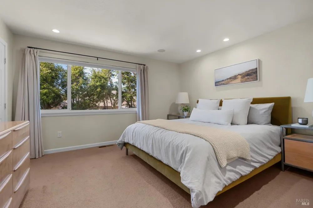 443 Harper Court Windsor, CA 95492
