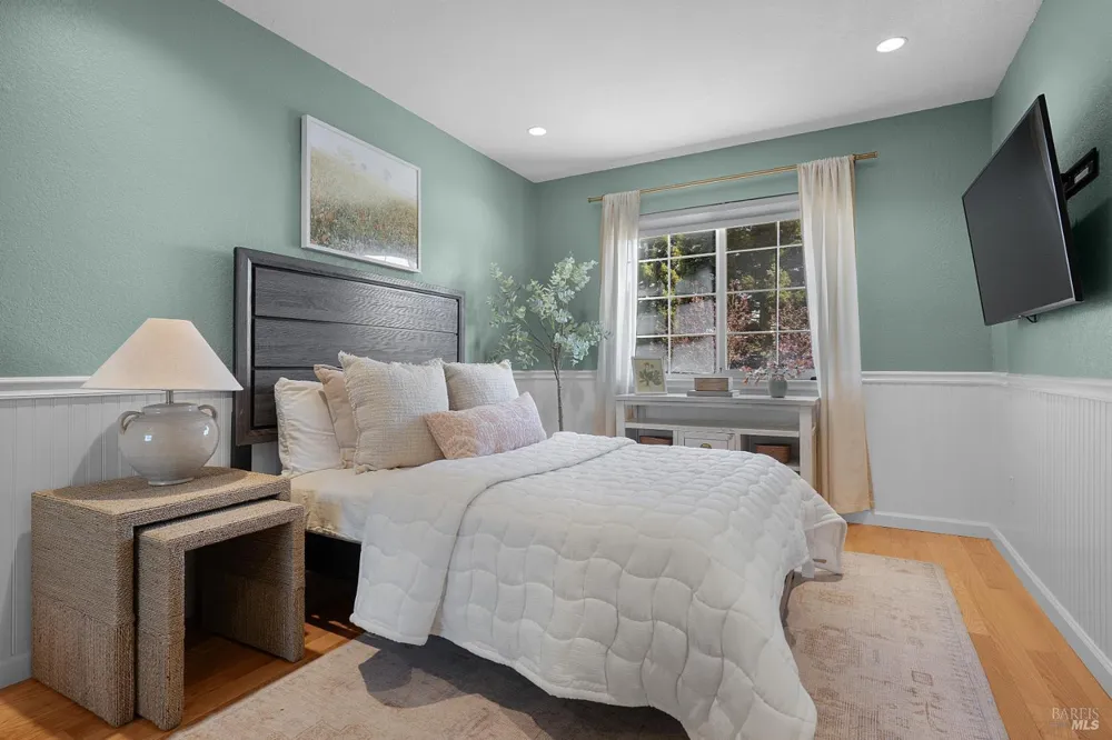 443 Harper Court Windsor, CA 95492