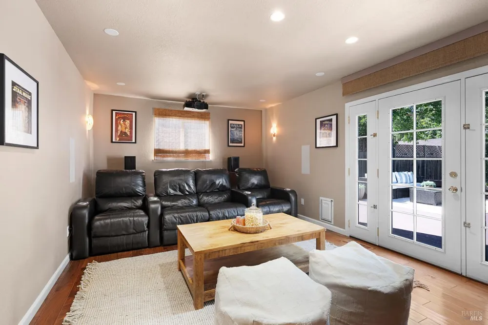 443 Harper Court Windsor, CA 95492