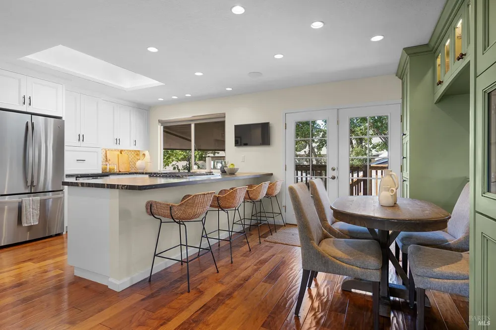 443 Harper Court Windsor, CA 95492