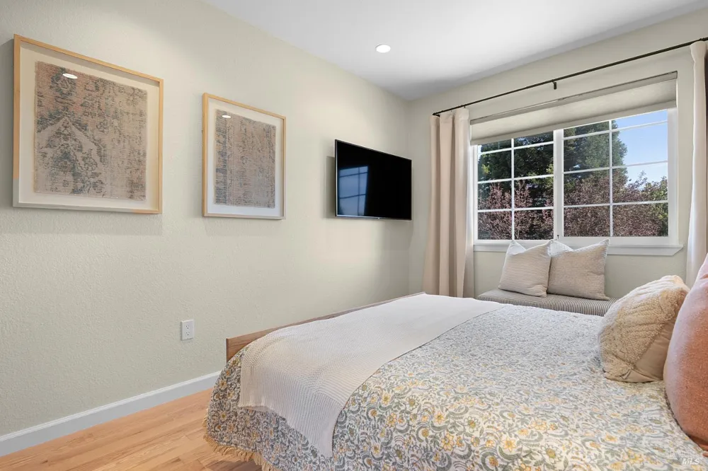 443 Harper Court Windsor, CA 95492