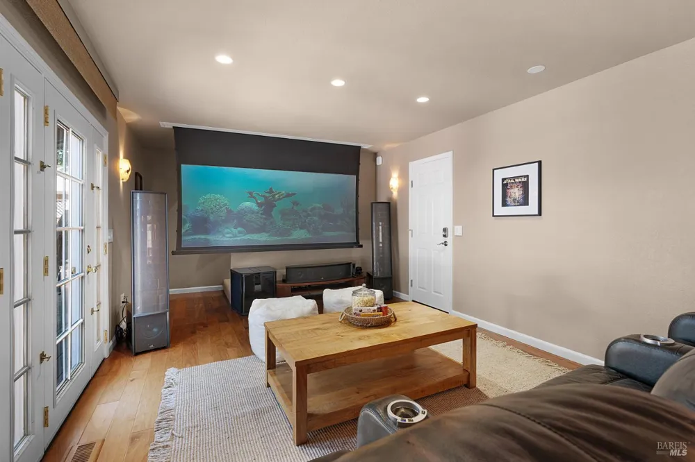 443 Harper Court Windsor, CA 95492