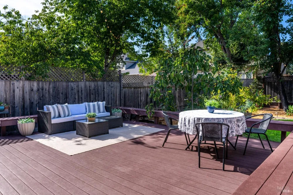 443 Harper Court Windsor, CA 95492