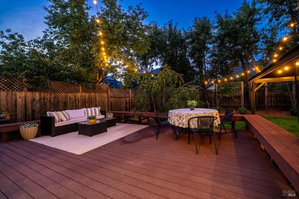 443 Harper Court Windsor, CA 95492