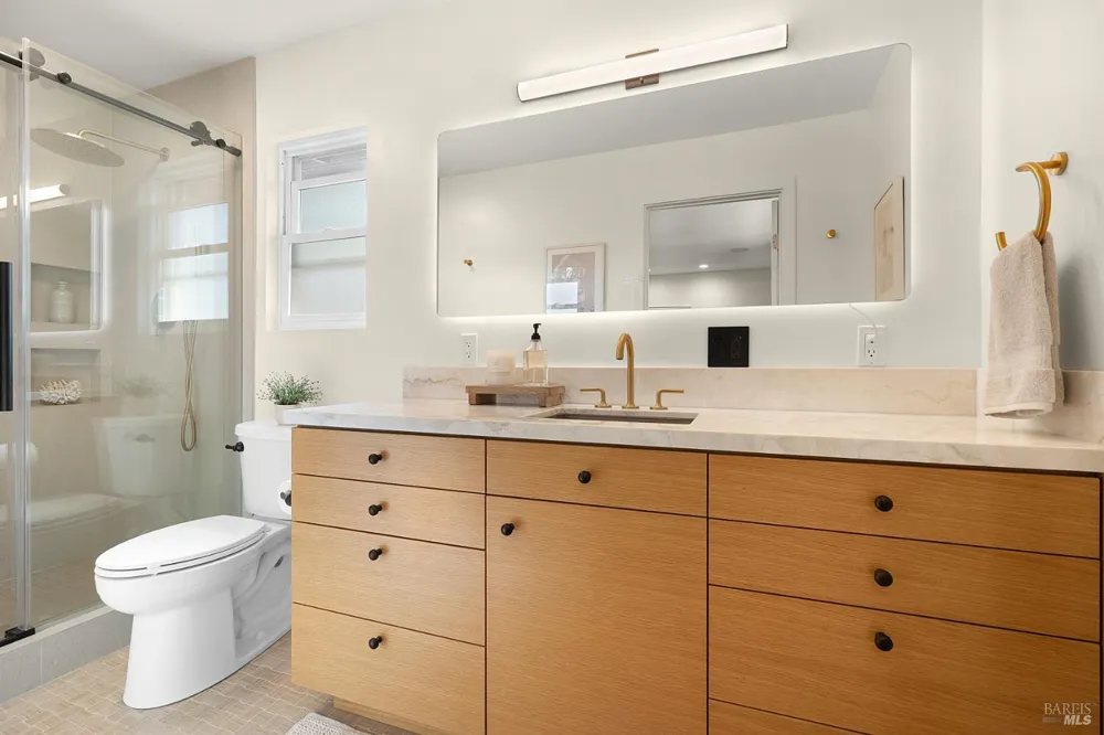 443 Harper Court Windsor, CA 95492