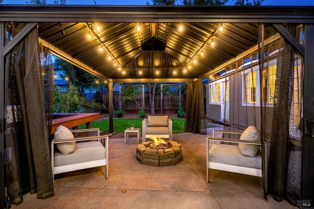 443 Harper Court Windsor, CA 95492