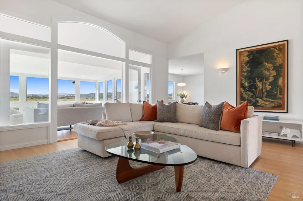 191 Golden Hind Passage Corte Madera, CA 94925