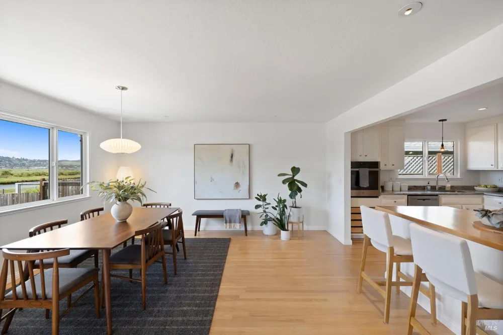191 Golden Hind Passage Corte Madera, CA 94925