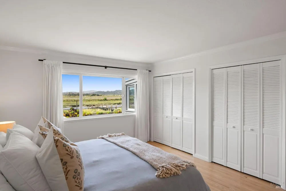 191 Golden Hind Passage Corte Madera, CA 94925
