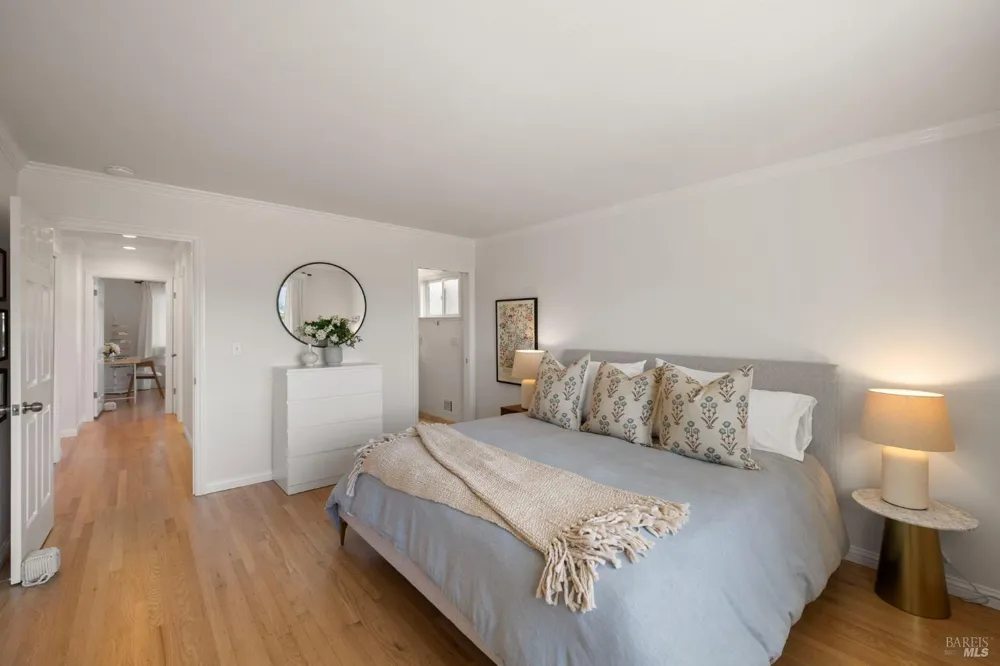 191 Golden Hind Passage Corte Madera, CA 94925