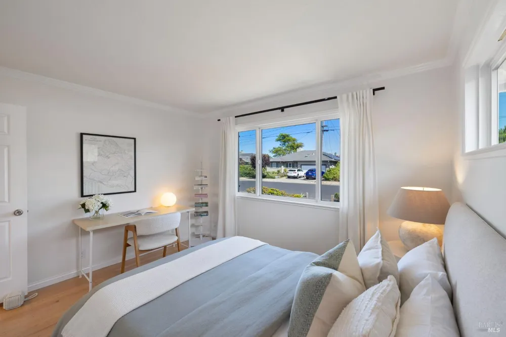 191 Golden Hind Passage Corte Madera, CA 94925