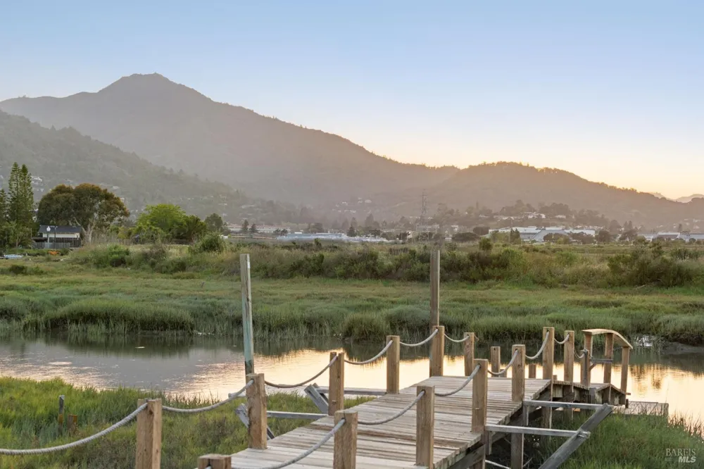 191 Golden Hind Passage Corte Madera, CA 94925