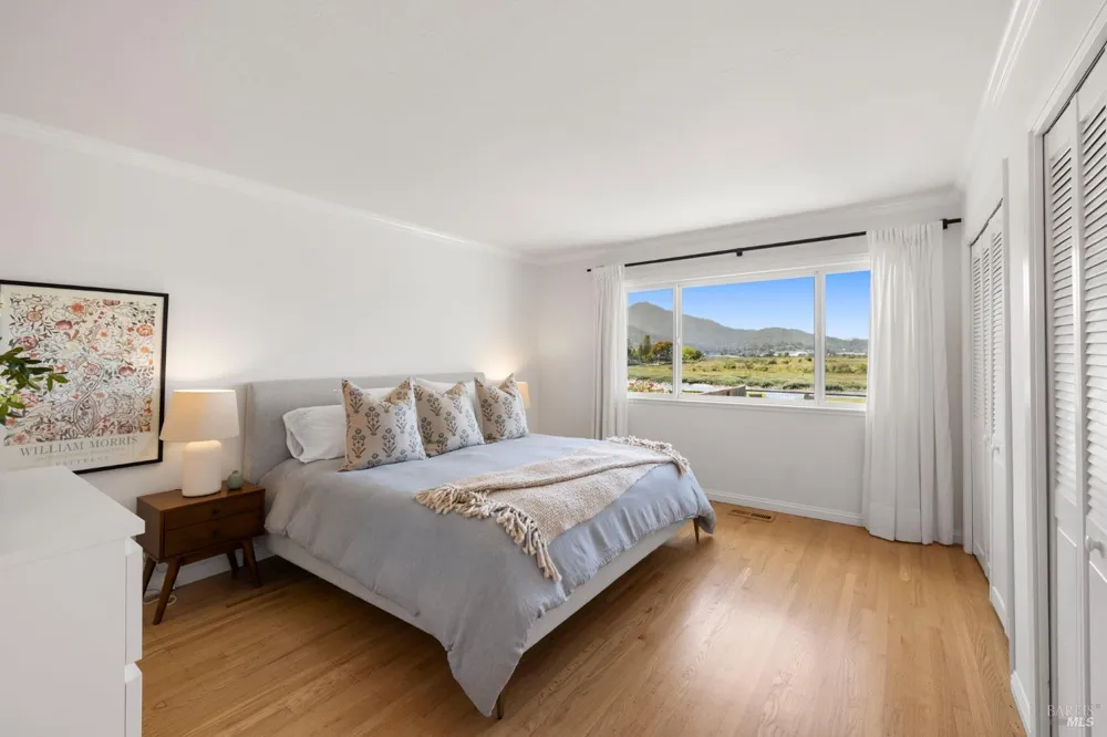 191 Golden Hind Passage Corte Madera, CA 94925