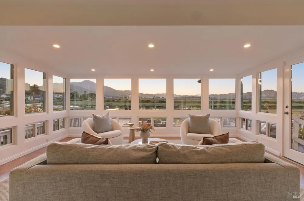 191 Golden Hind Passage Corte Madera, CA 94925