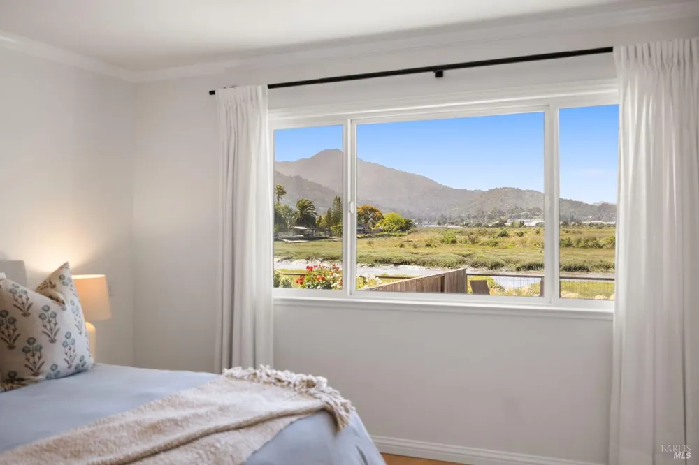 191 Golden Hind Passage Corte Madera, CA 94925