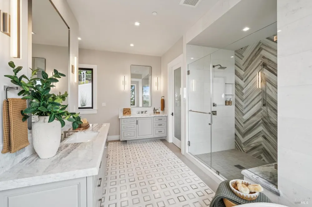 217 Cleveland Avenue Mill Valley, CA 94941