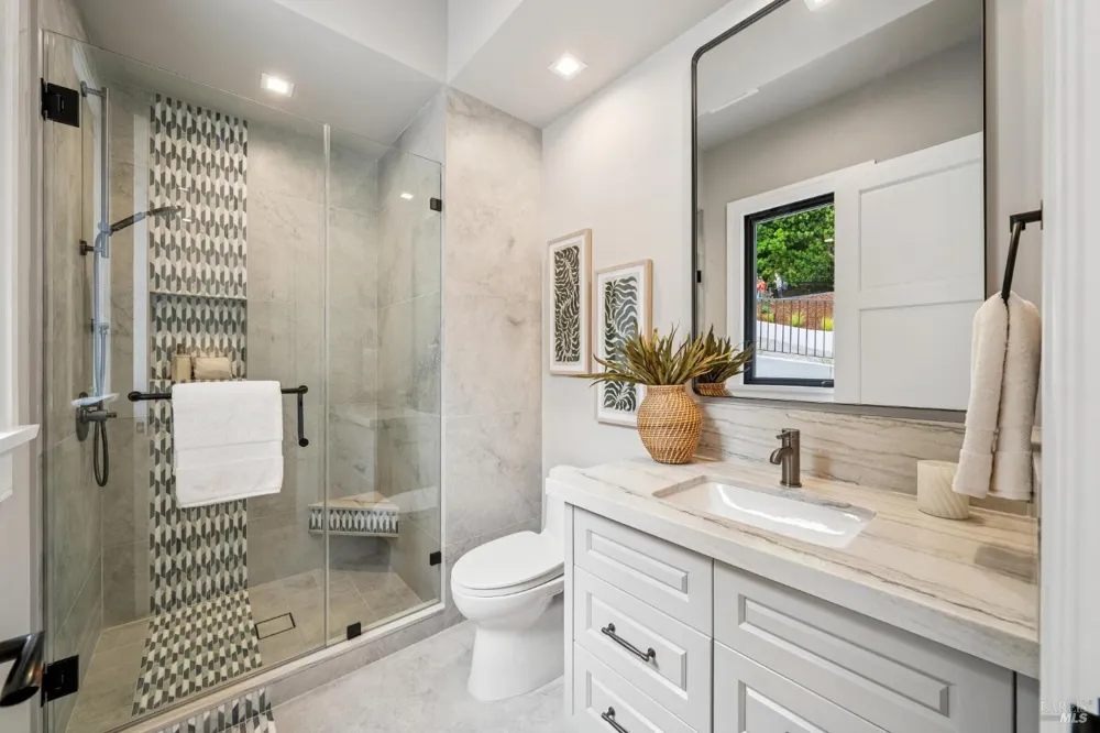 217 Cleveland Avenue Mill Valley, CA 94941