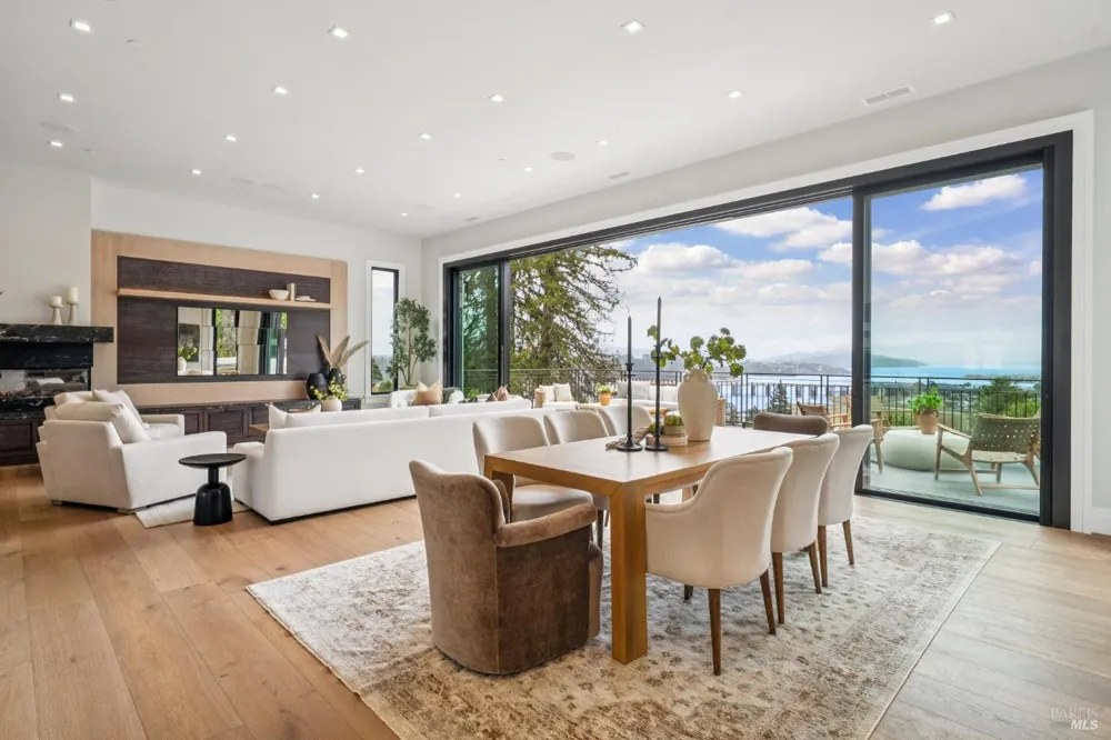 217 Cleveland Avenue Mill Valley, CA 94941
