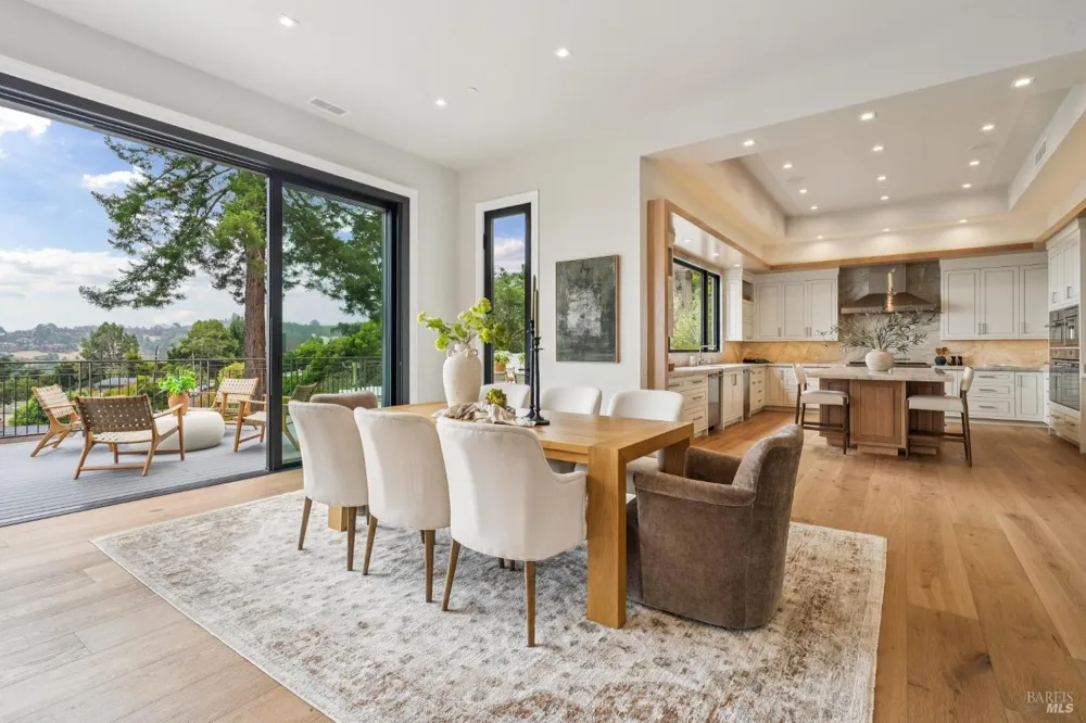 217 Cleveland Avenue Mill Valley, CA 94941