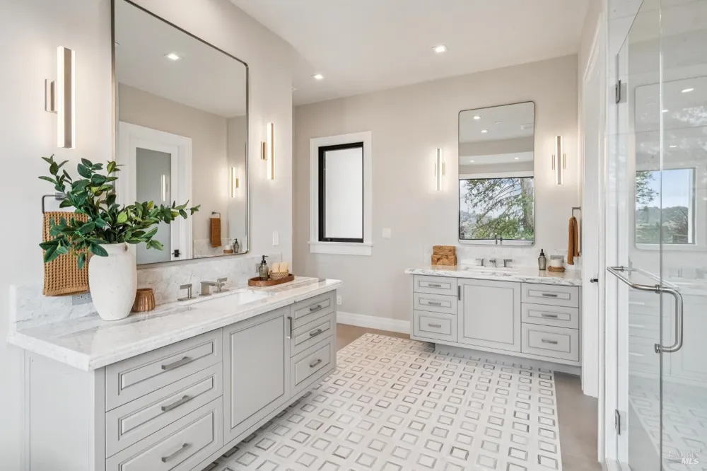 217 Cleveland Avenue Mill Valley, CA 94941