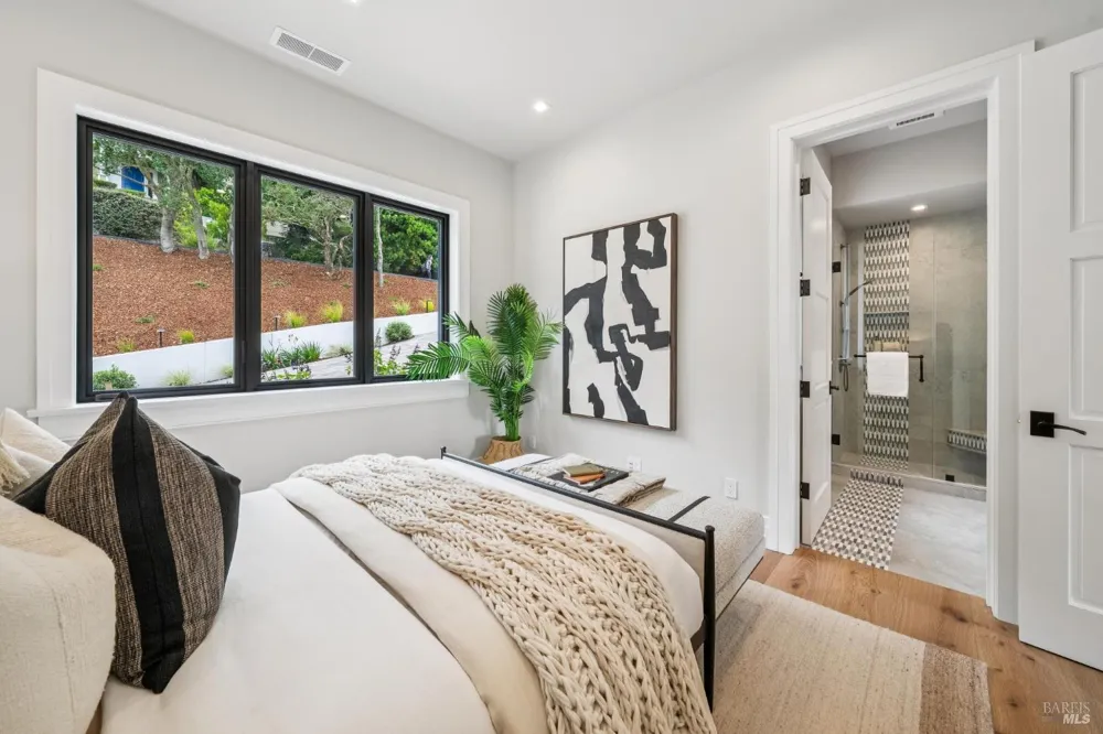 217 Cleveland Avenue Mill Valley, CA 94941