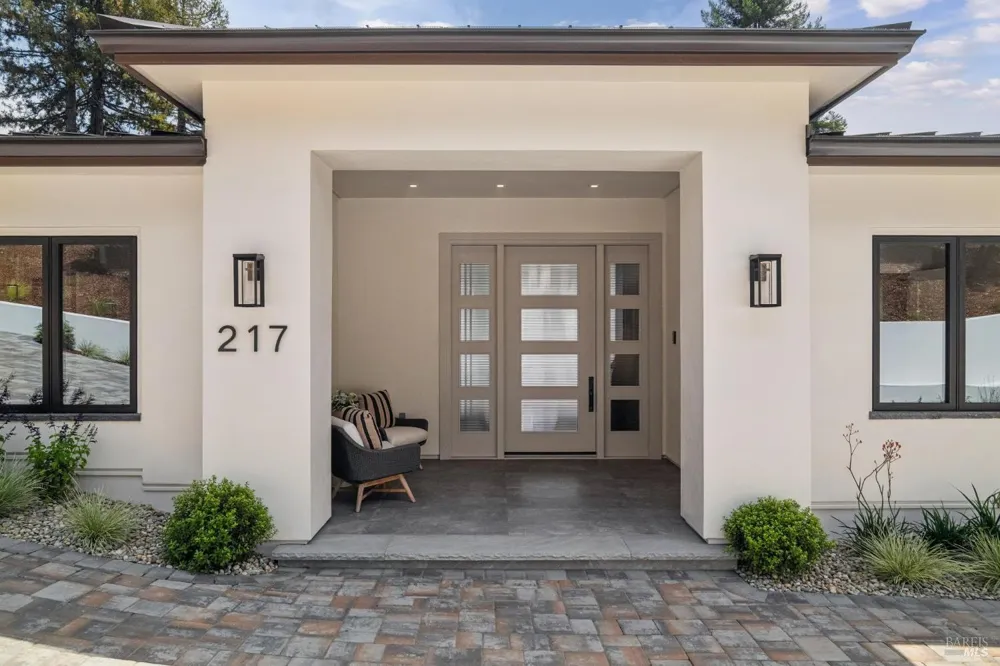 217 Cleveland Avenue Mill Valley, CA 94941