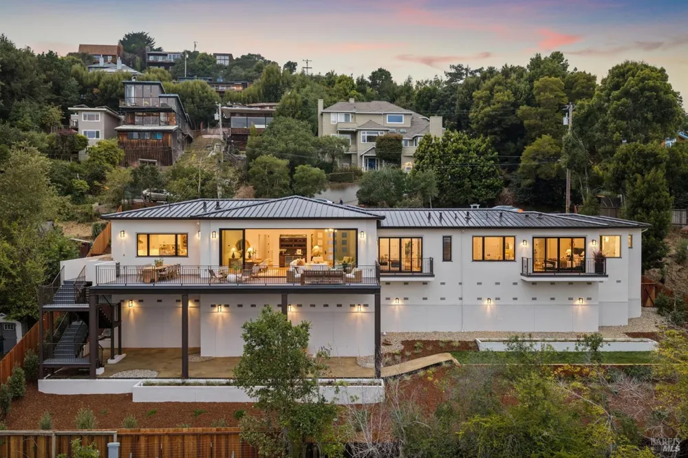 217 Cleveland Avenue Mill Valley, CA 94941