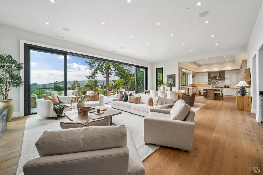 217 Cleveland Avenue Mill Valley, CA 94941
