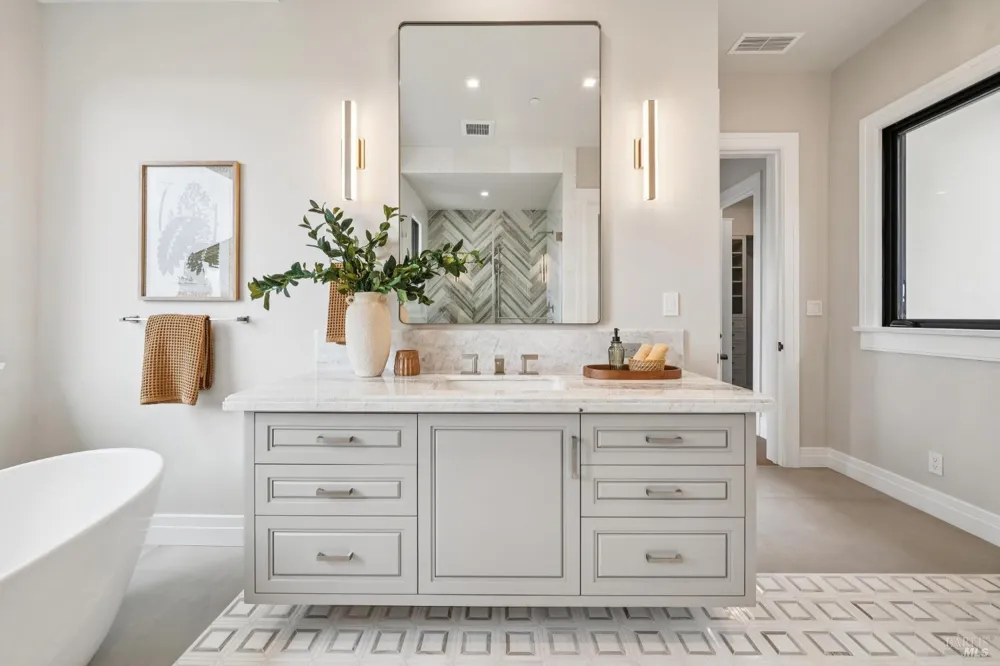 217 Cleveland Avenue Mill Valley, CA 94941