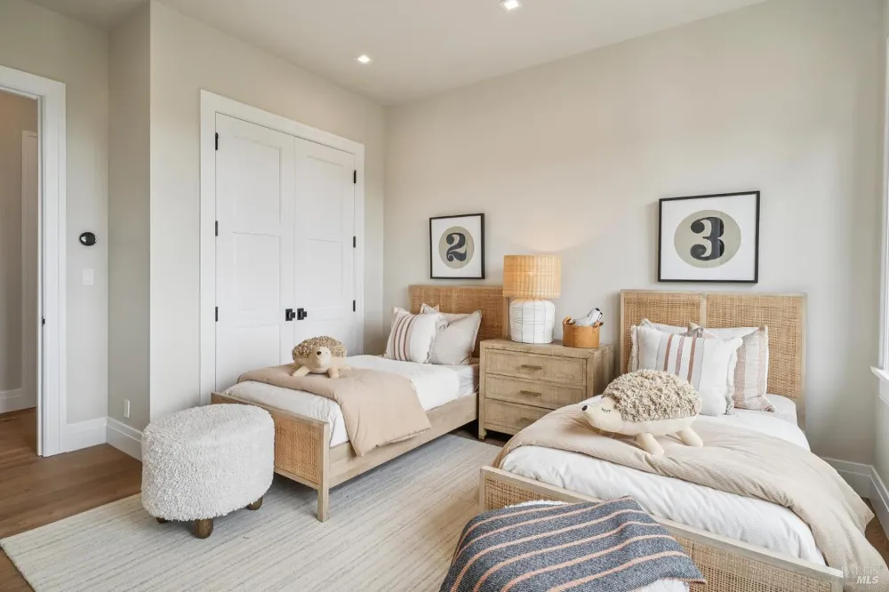 217 Cleveland Avenue Mill Valley, CA 94941