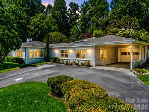 370 Orchard Circle