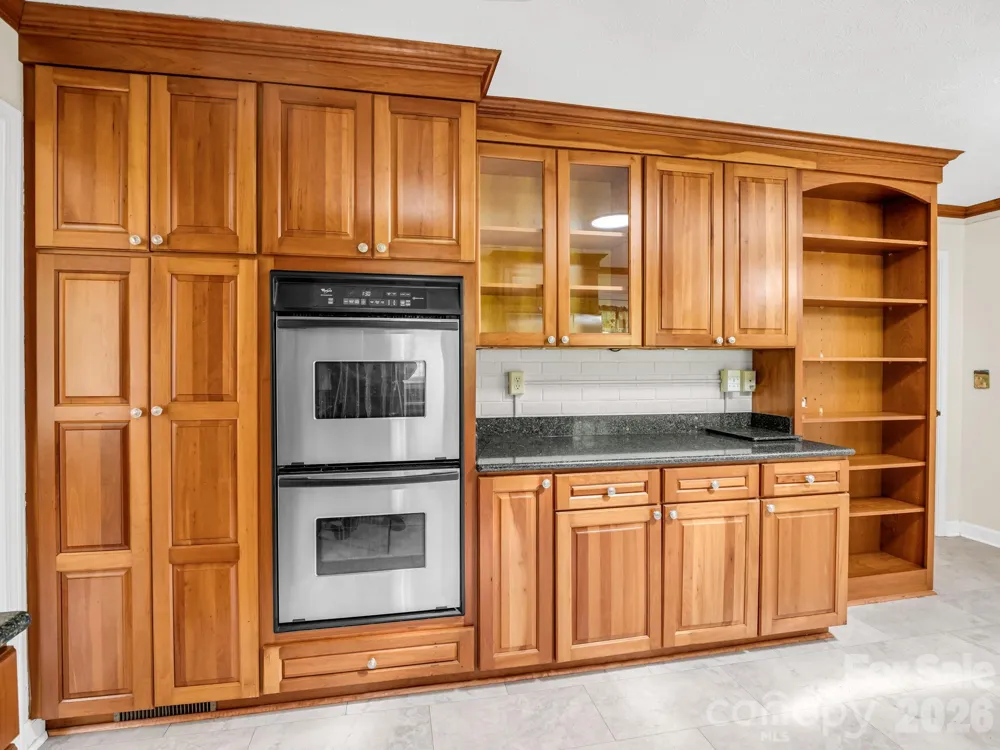 370 Orchard Circle Laurel Park, NC 28739