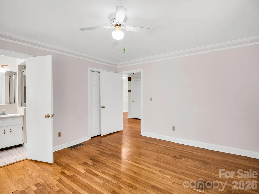 370 Orchard Circle Laurel Park, NC 28739