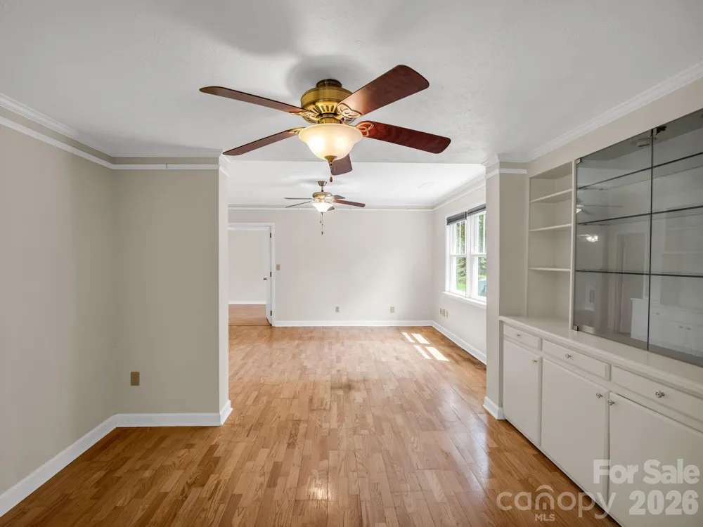 370 Orchard Circle Laurel Park, NC 28739