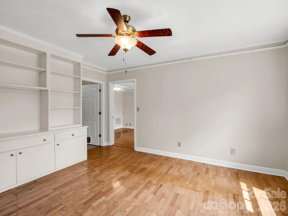 370 Orchard Circle Laurel Park, NC 28739