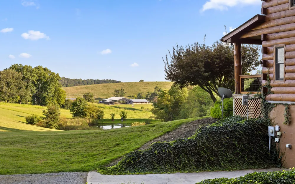 1050 Blue Springs Road Sweetwater, TN 37874