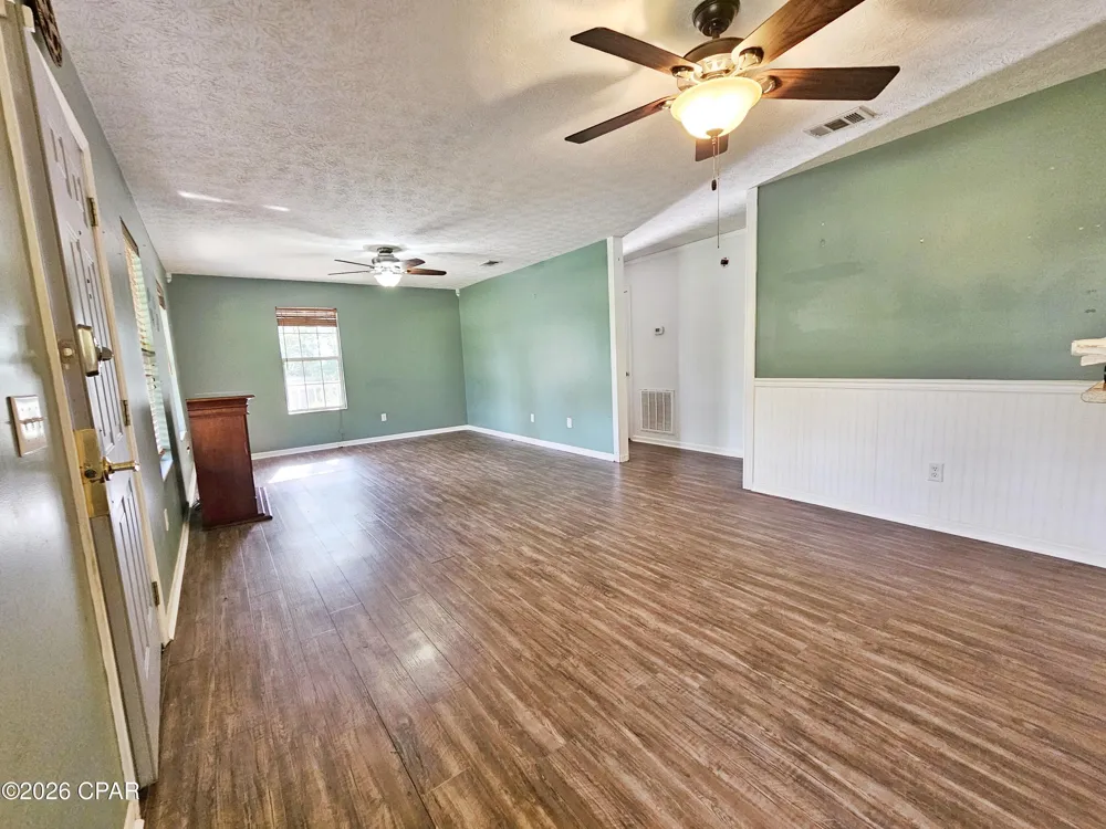 5963 Neals Landing Road Bascom, FL 32423