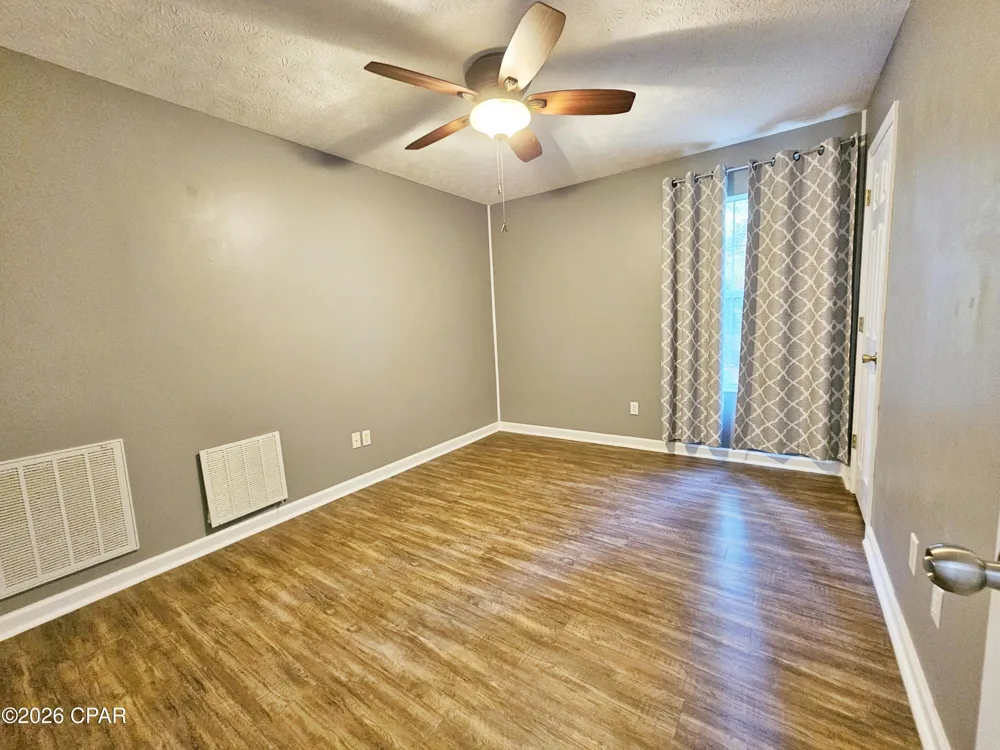 5963 Neals Landing Road Bascom, FL 32423