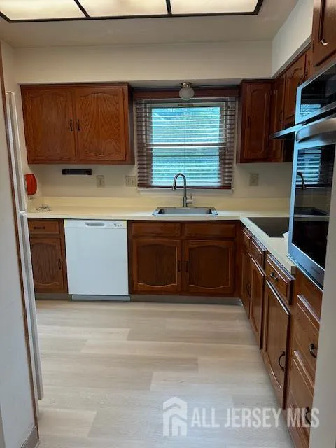 432 Newport Way #A Monroe, NJ 08831