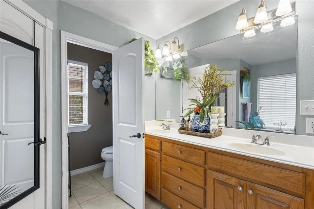 107 Collin Drive Chandler, TX 75758