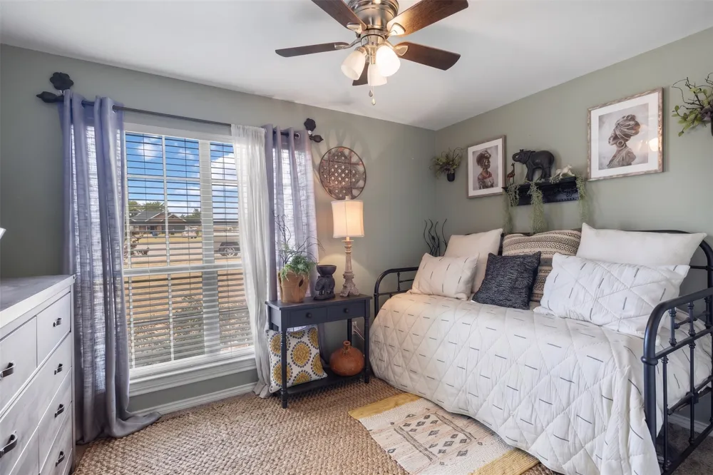 107 Collin Drive Chandler, TX 75758