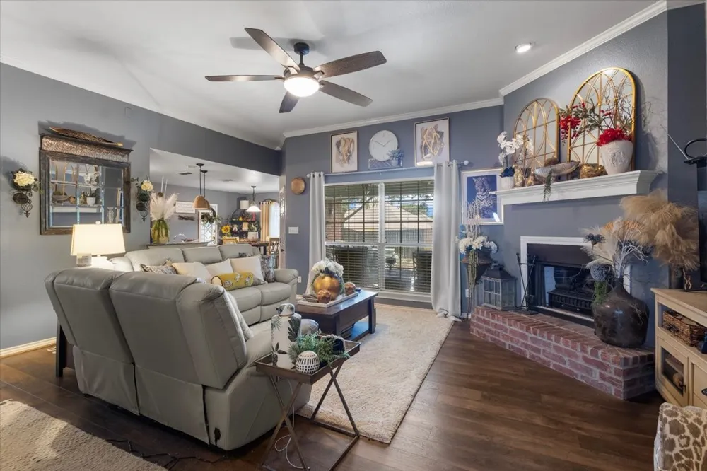 107 Collin Drive Chandler, TX 75758
