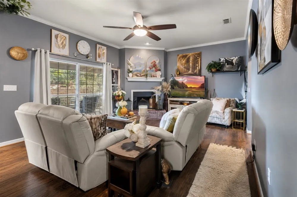 107 Collin Drive Chandler, TX 75758