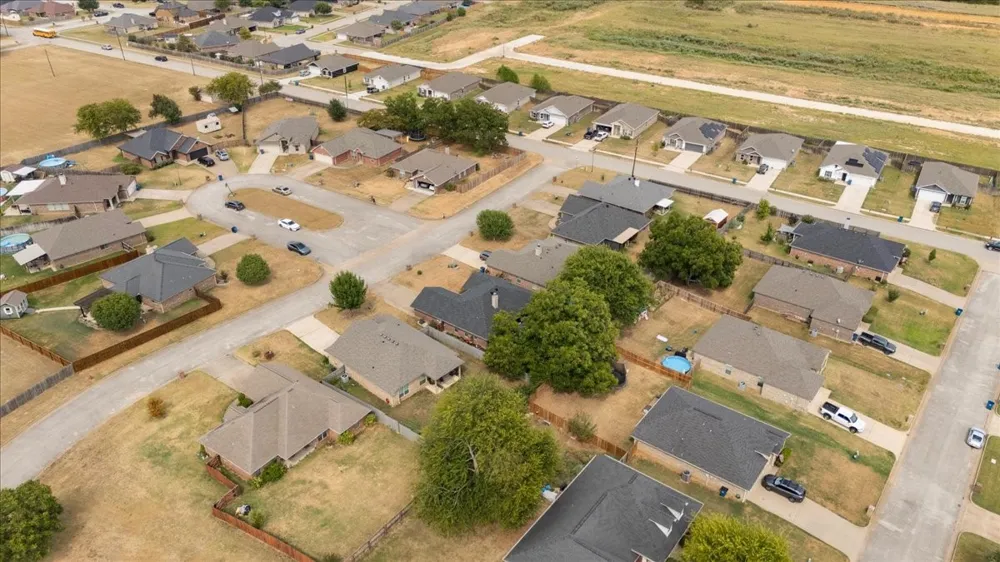107 Collin Drive Chandler, TX 75758