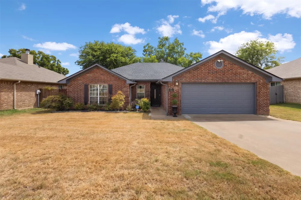 107 Collin Drive Chandler, TX 75758
