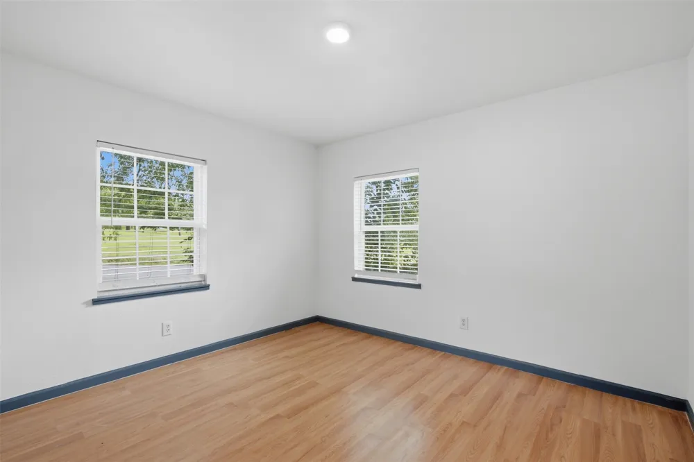 620 E Sears Street Denison, TX 75021