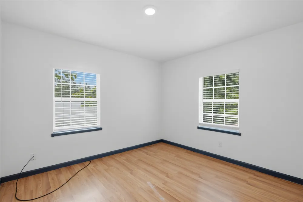620 E Sears Street Denison, TX 75021