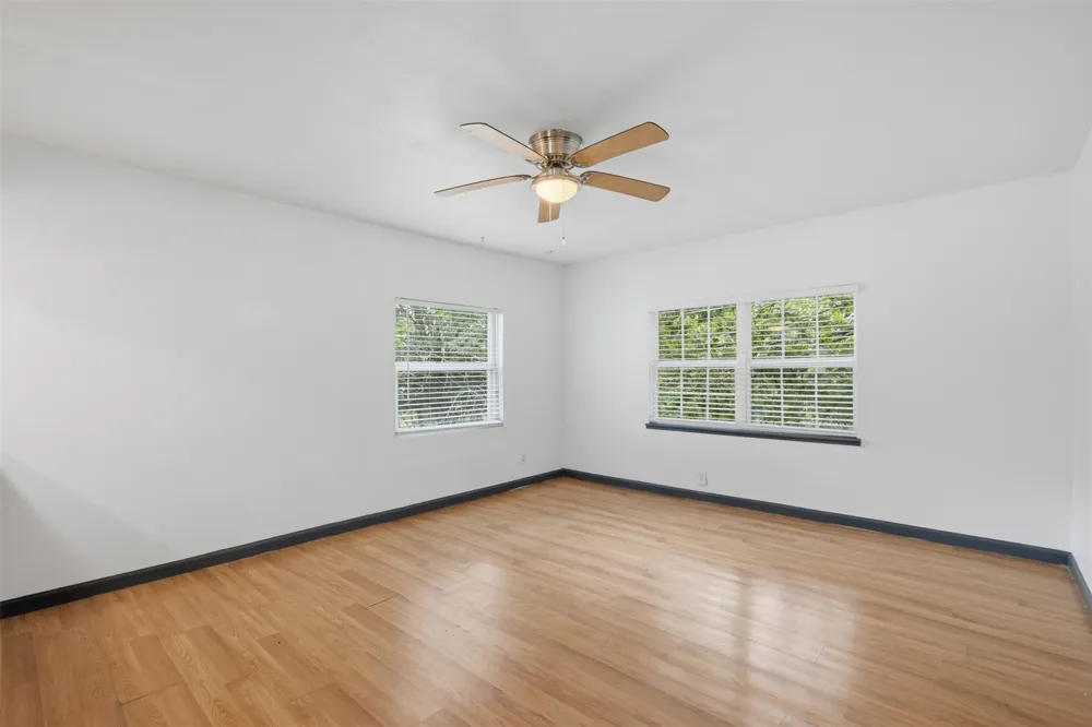 620 E Sears Street Denison, TX 75021