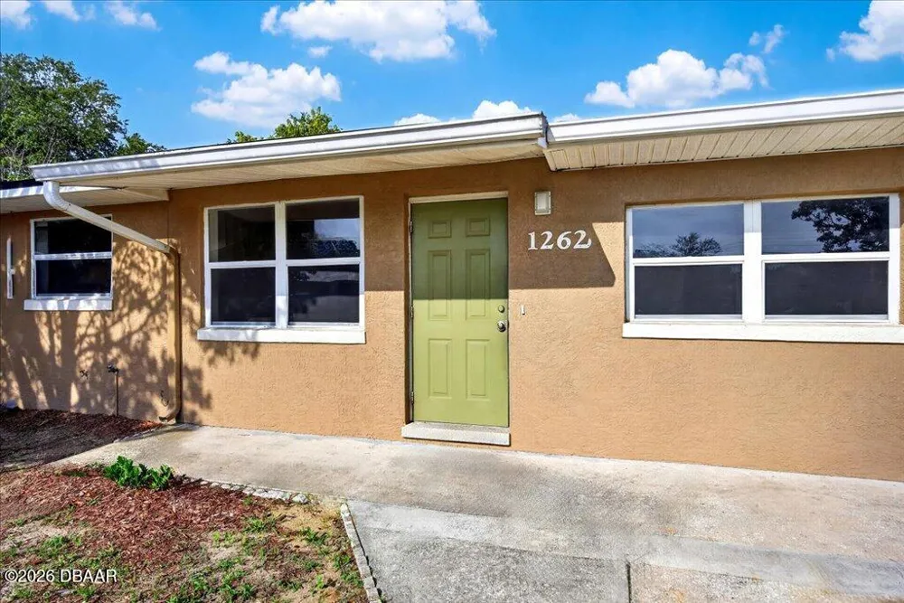 1262 Essex Road Daytona Beach, FL 32117